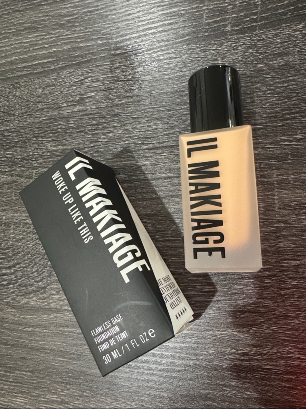 IL MAKIAGE Flawless Base Foundation - Beige